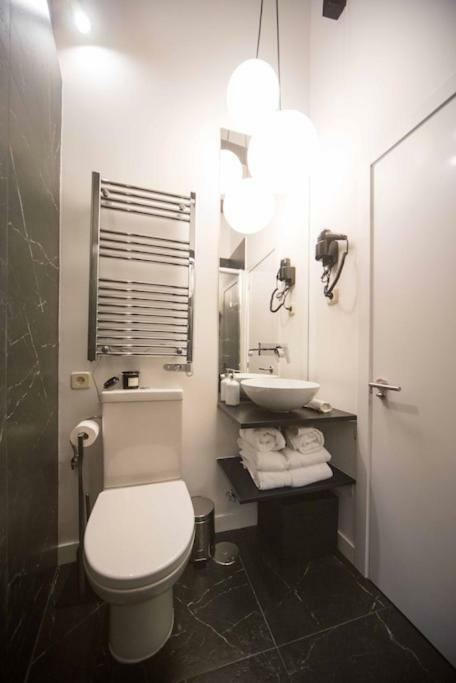 Premium Piso Loft De 3 Habitaciones En Centro Historico Мадрид Екстер'єр фото