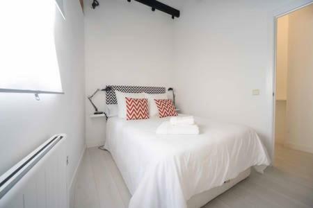 Premium Piso Loft De 3 Habitaciones En Centro Historico Мадрид Екстер'єр фото